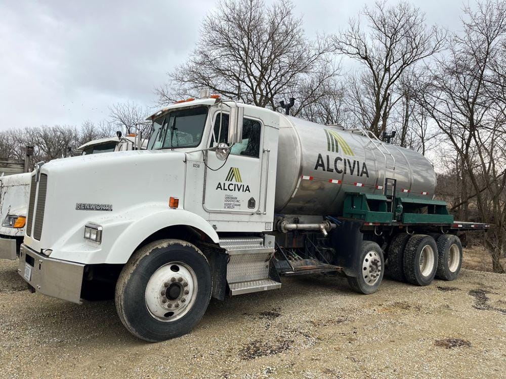 Main image Kenworth T800