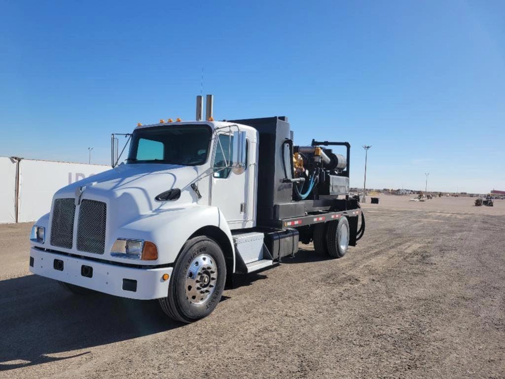 1996 Kenworth T300 Equipment Image0