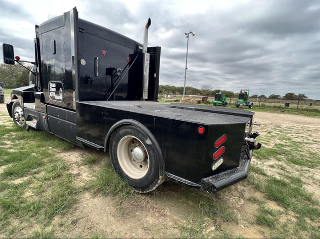 Image of Kenworth T600 equipment image 2