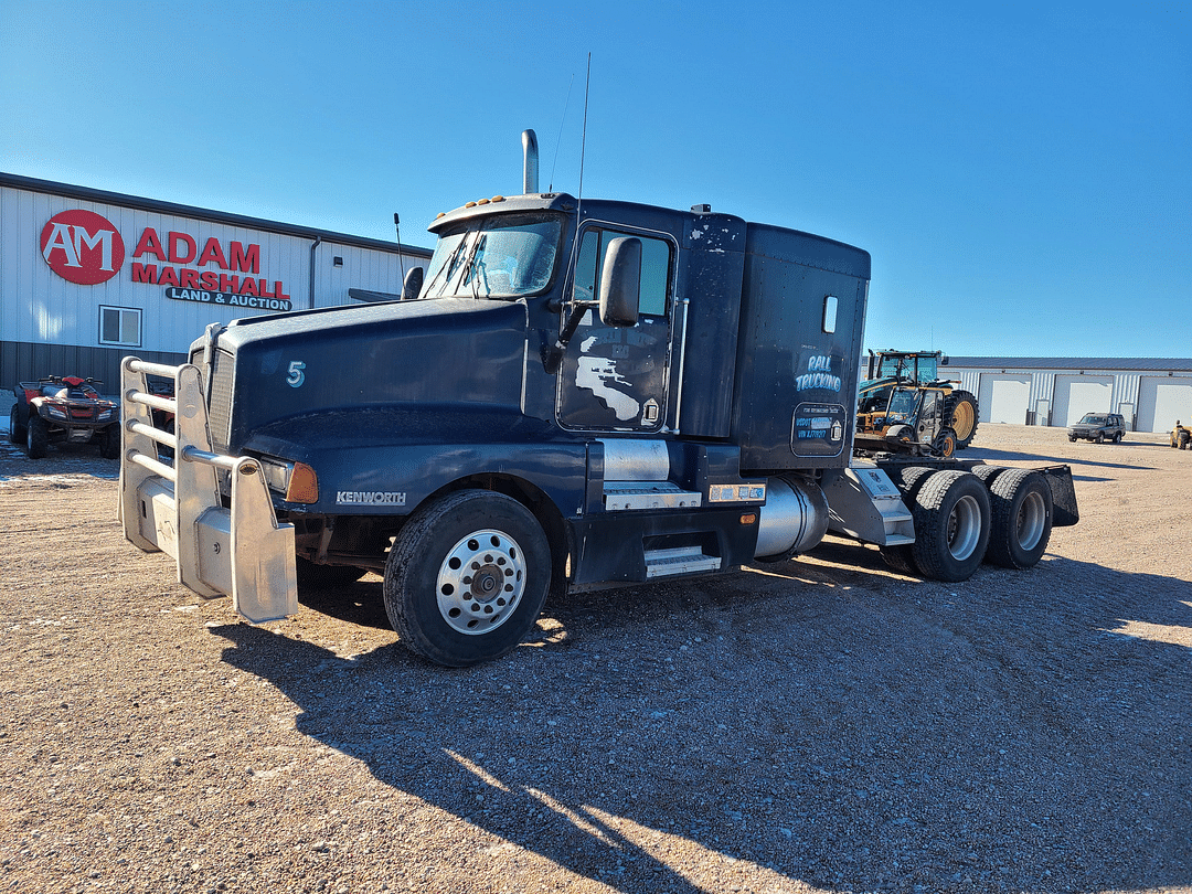 Image of Kenworth T600 Primary image