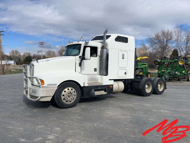 Image of Kenworth T600 equipment image 1