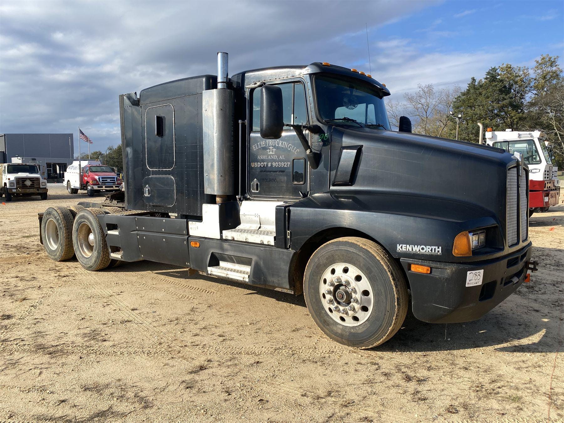 Main image Kenworth T600