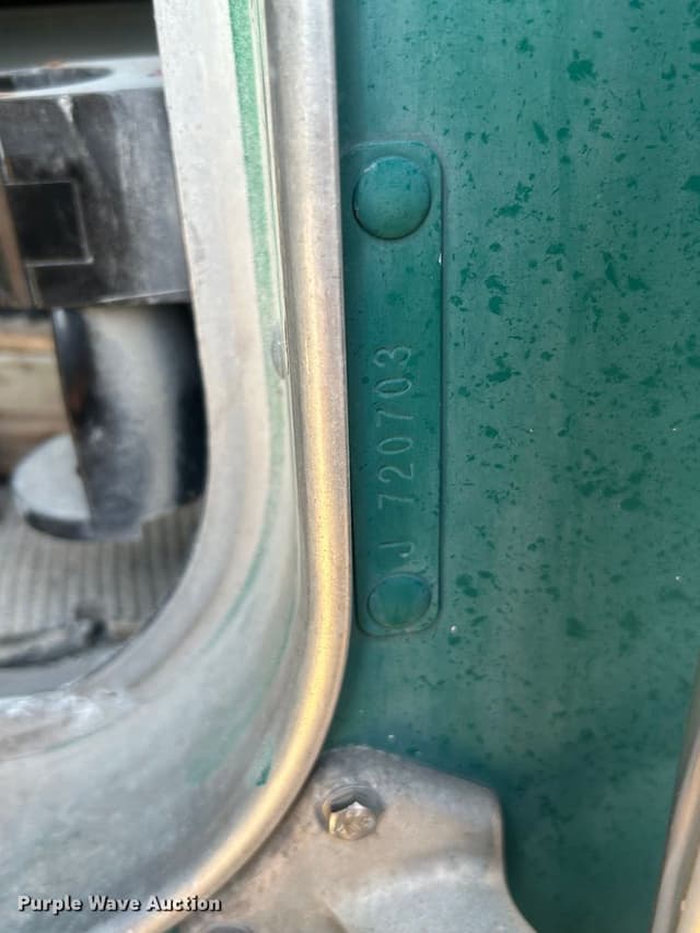 Image of Kenworth T600 equipment image 1