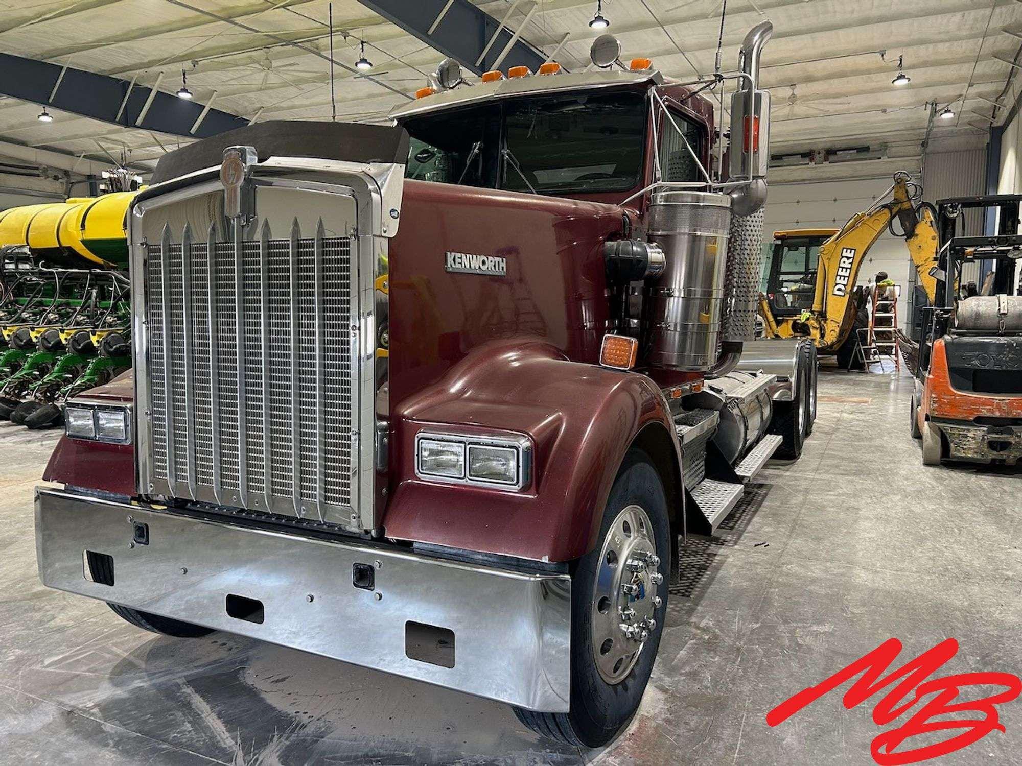 Main image Kenworth T800