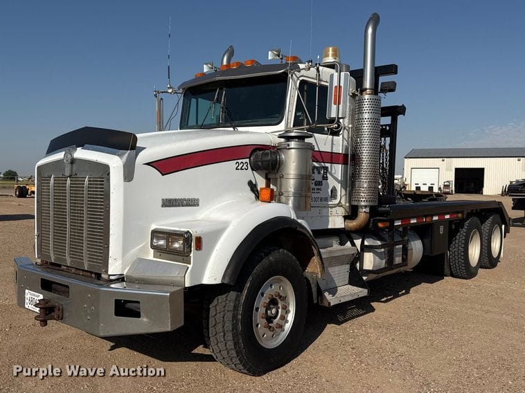 1996 Kenworth T800 Equipment Image0