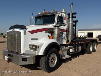 Main image Kenworth T800