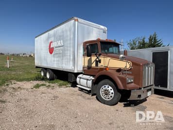 Main image Kenworth T800B