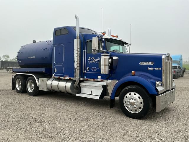 Image of Kenworth W900B equipment image 3