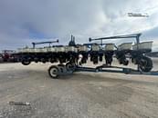 Thumbnail image Kinze 2600 5