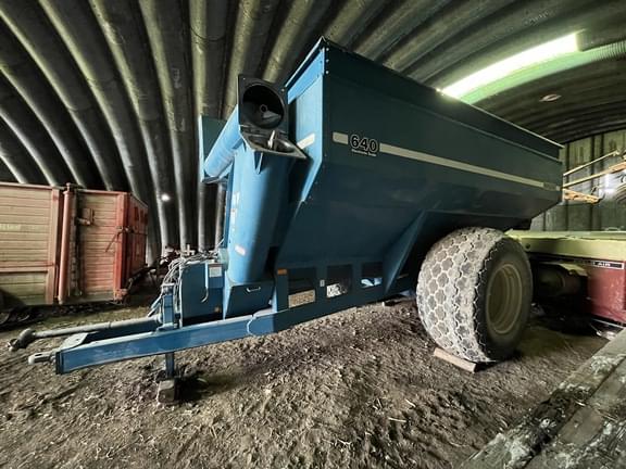 Image of Kinze 640 Primary Image