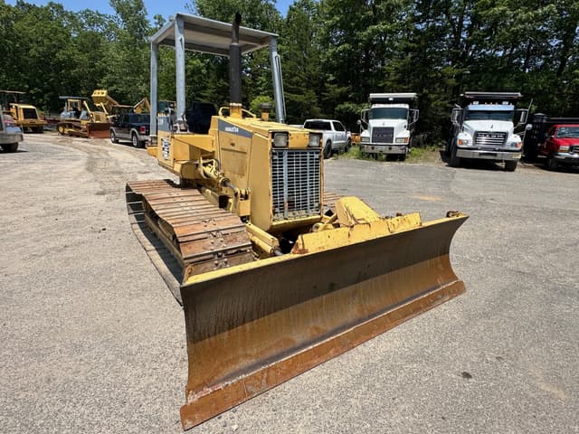Image of Komatsu D31P equipment image 4