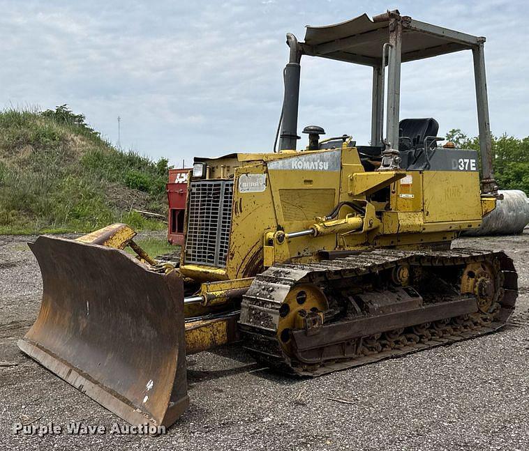 Image of Komatsu D37E Primary image