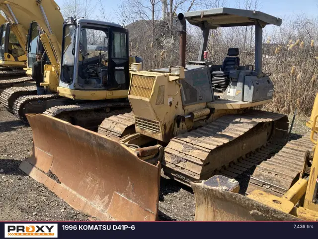 Image of Komatsu D41P-6 equipment image 1