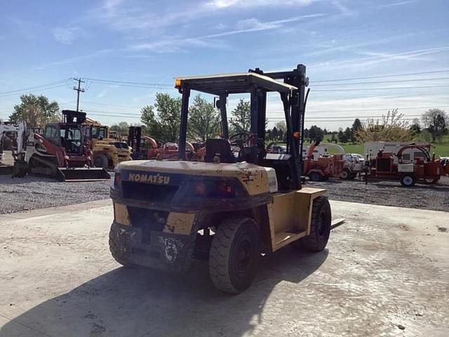 Image of Komatsu FD70-6 equipment image 3