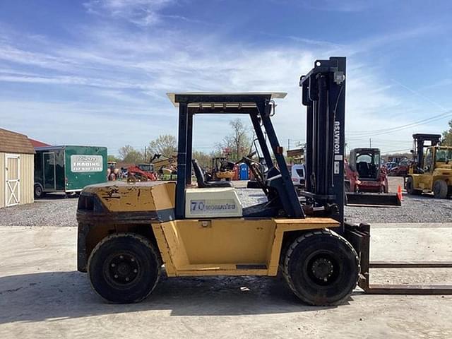 Image of Komatsu FD70-6 equipment image 4