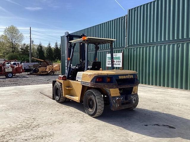 Image of Komatsu FD70-6 equipment image 1