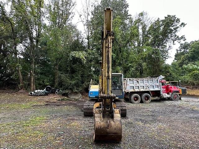 Image of Komatsu PC150-5 equipment image 4