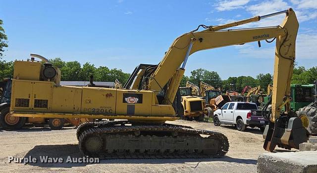 Image of Komatsu PC220LC equipment image 3