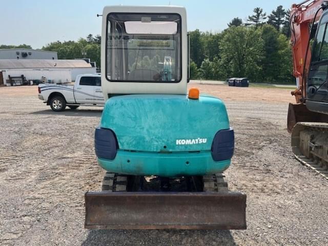 Image of Komatsu PC30 equipment image 4