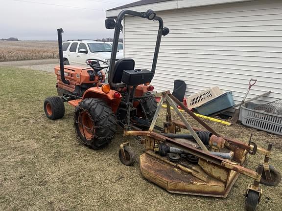 Image of Kubota B5200 equipment image 2