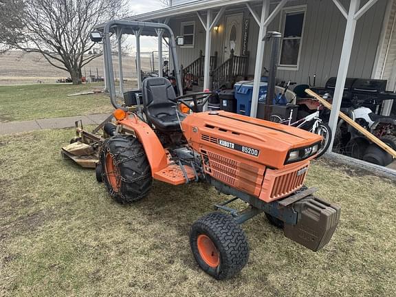 Image of Kubota B5200 equipment image 1