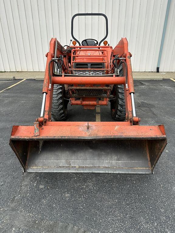 Image of Kubota L3600 equipment image 3