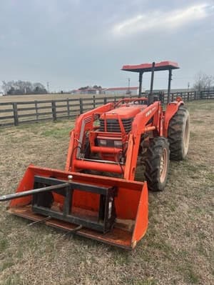 1996 Kubota M5400 Image