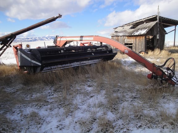 1996 MacDon 5000 Equipment Image0