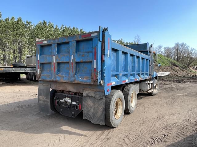 Image of Mack CH613 equipment image 4