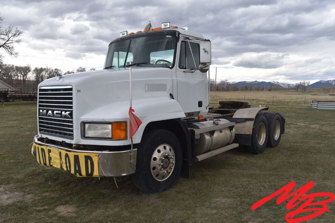 Image of Mack CH613 Primary image