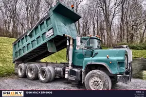 1996 Mack DM690S Image