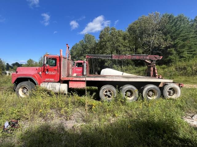 Image of Mack RB688S equipment image 1