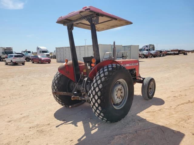 Image of Massey Ferguson 231 equipment image 4