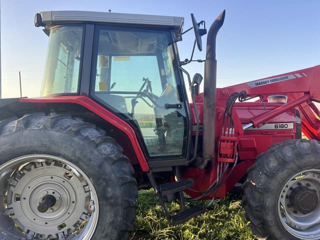Image of Massey Ferguson 6180 equipment image 4