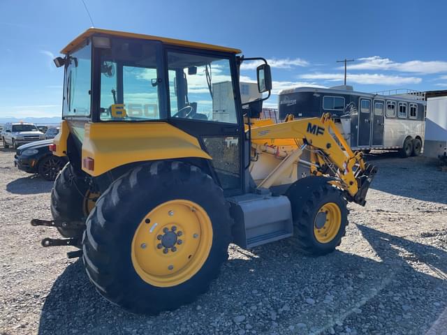 Image of Massey Ferguson 660 equipment image 4