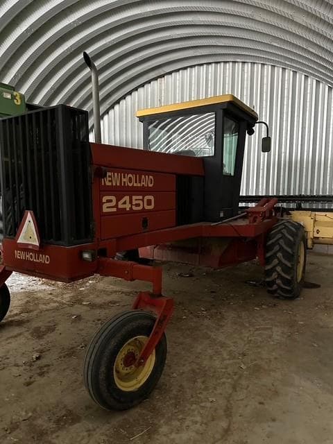 Image of New Holland 2450 equipment image 3