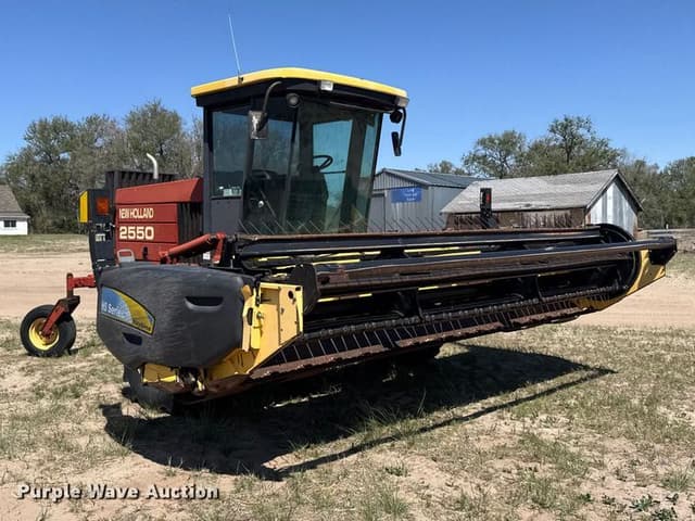 Image of New Holland 2550 equipment image 2