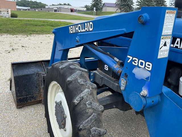 Image of New Holland 3010 equipment image 3