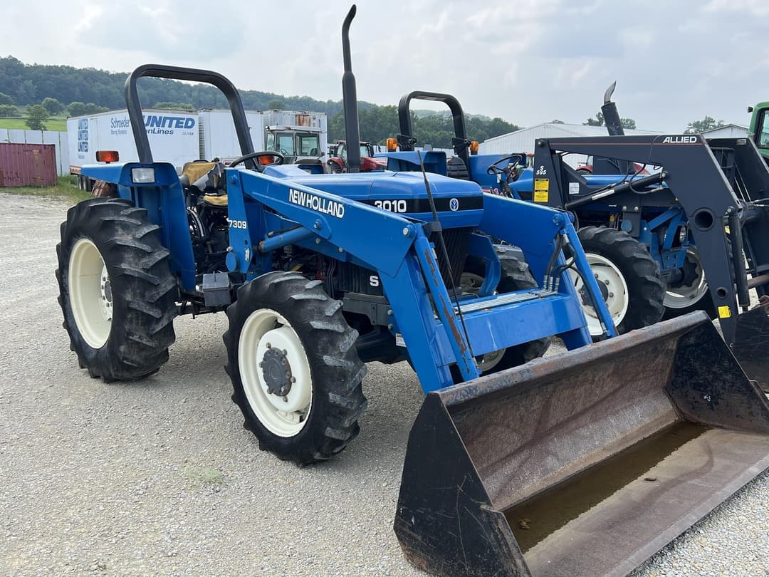 Image of New Holland 3010 Primary image