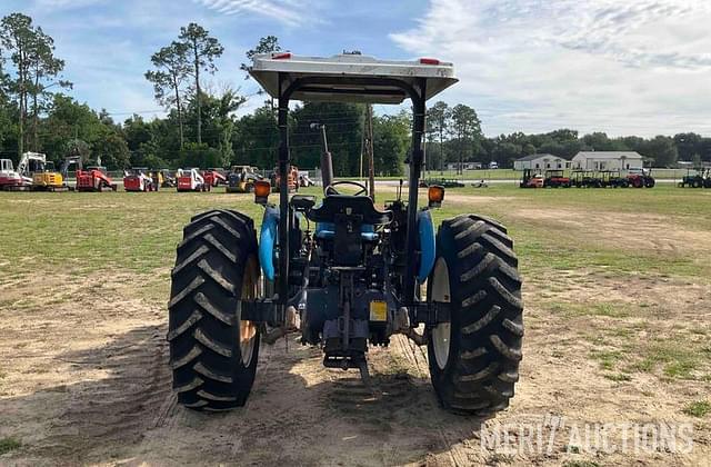 Image of New Holland 3930 equipment image 4