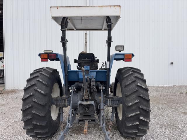 Image of New Holland 6640 equipment image 3