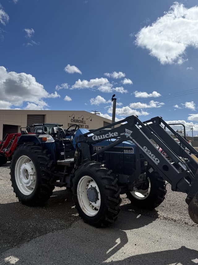 Image of New Holland 6640 equipment image 1