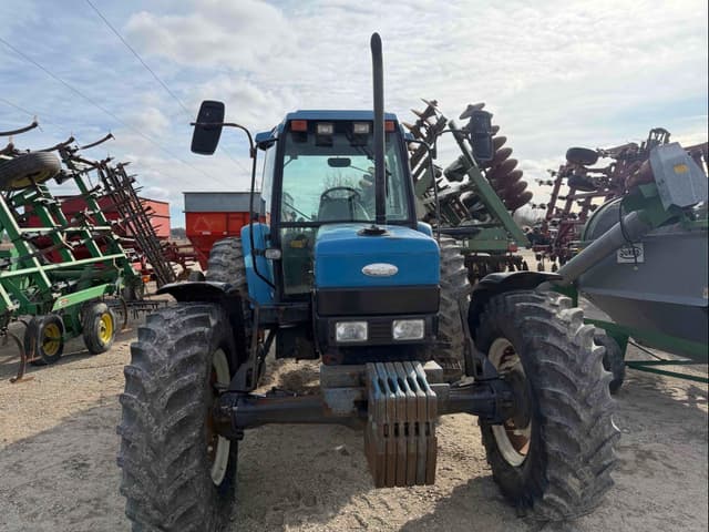 Image of New Holland 8340 equipment image 1