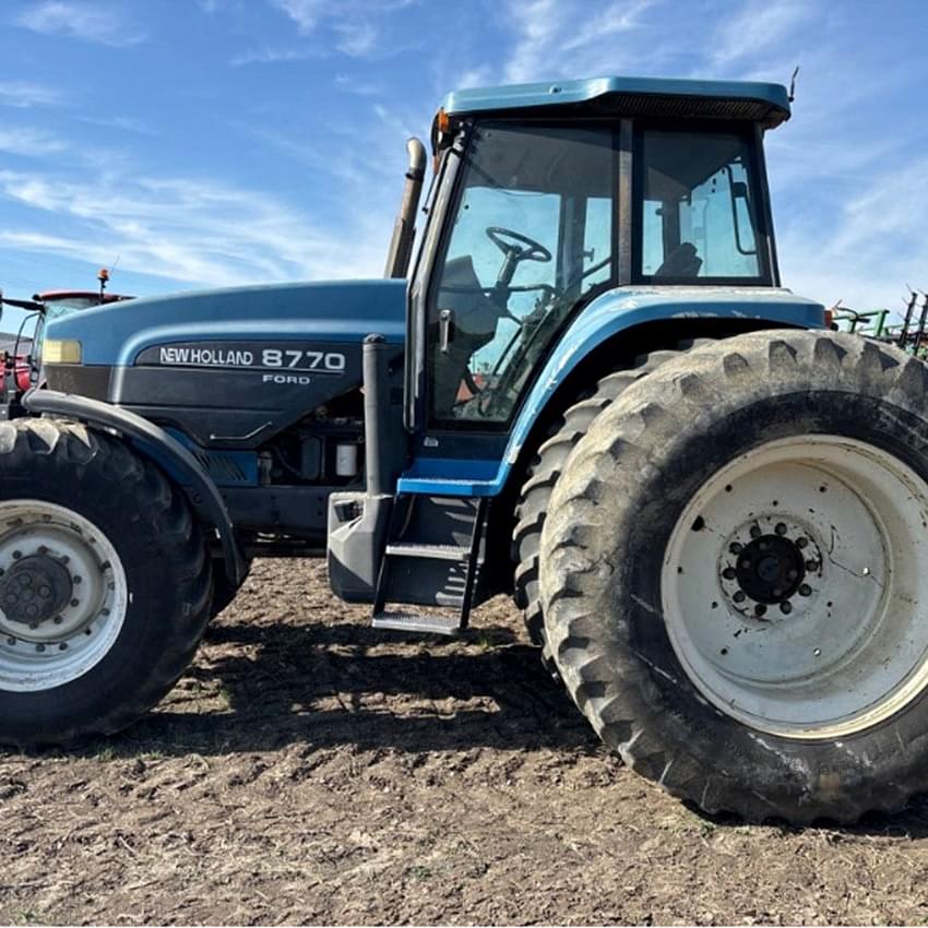 Image of New Holland 8770 Primary Image