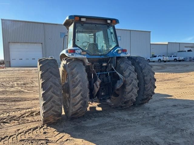 Image of New Holland 8970 equipment image 2