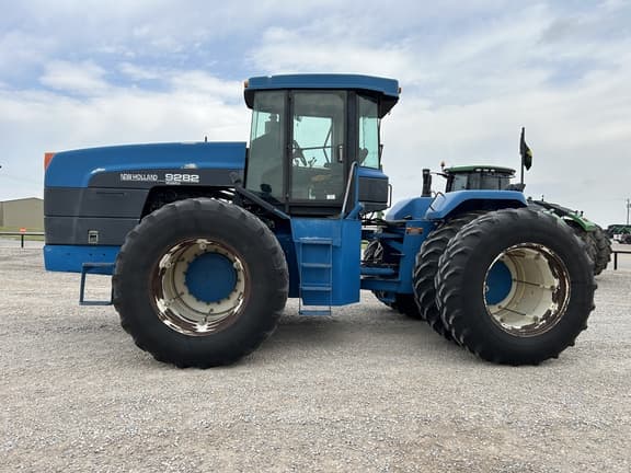 Image of New Holland 9282 equipment image 1