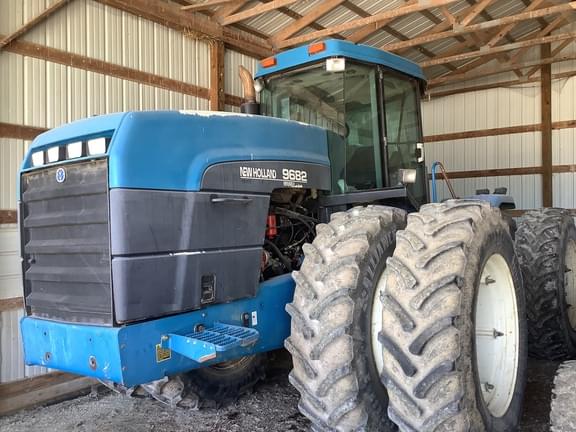 Image of New Holland 9682 equipment image 1