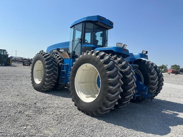Image of New Holland 9682 equipment image 4