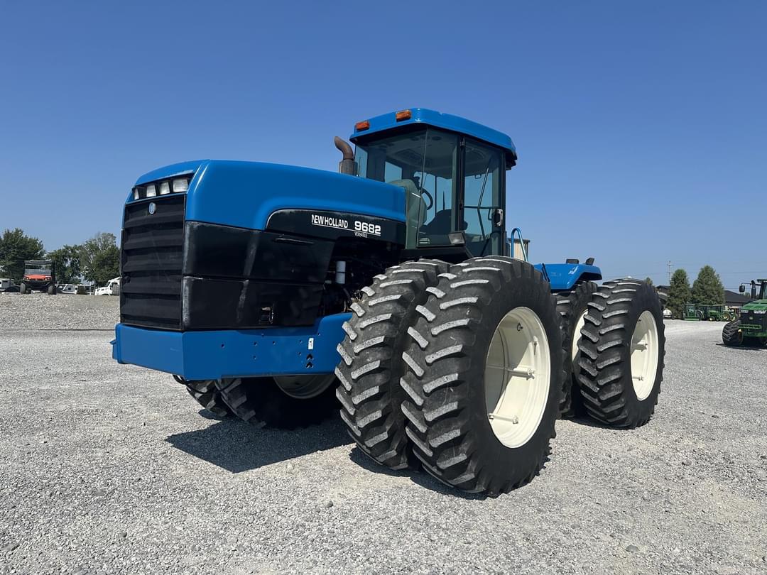 Image of New Holland 9682 Primary image