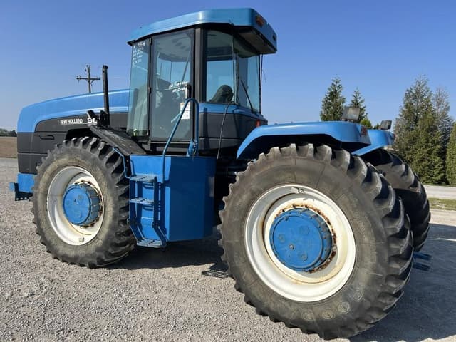 Image of New Holland 9682 equipment image 4